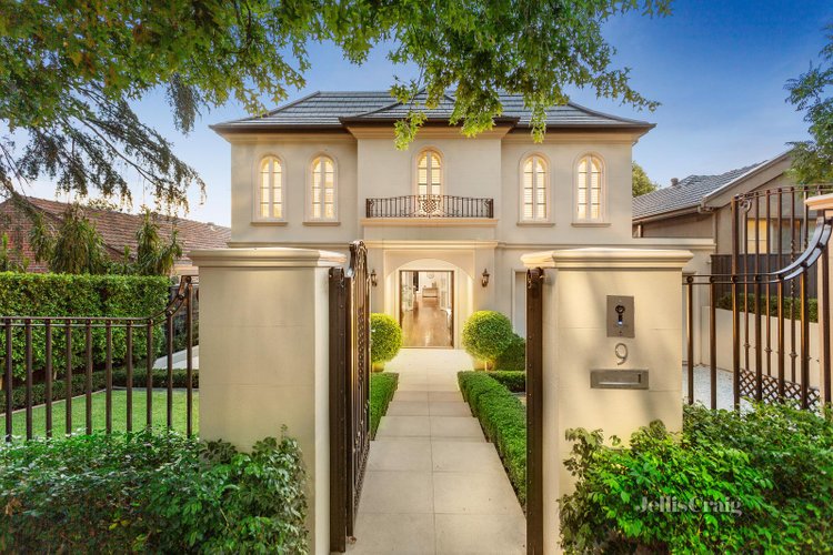 9 Capella Street Balwyn North 3104