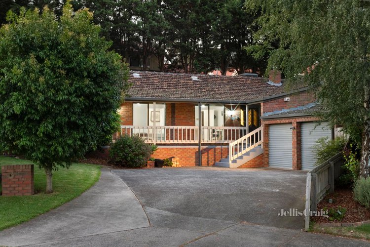 9 Carmel Close Greensborough 3088