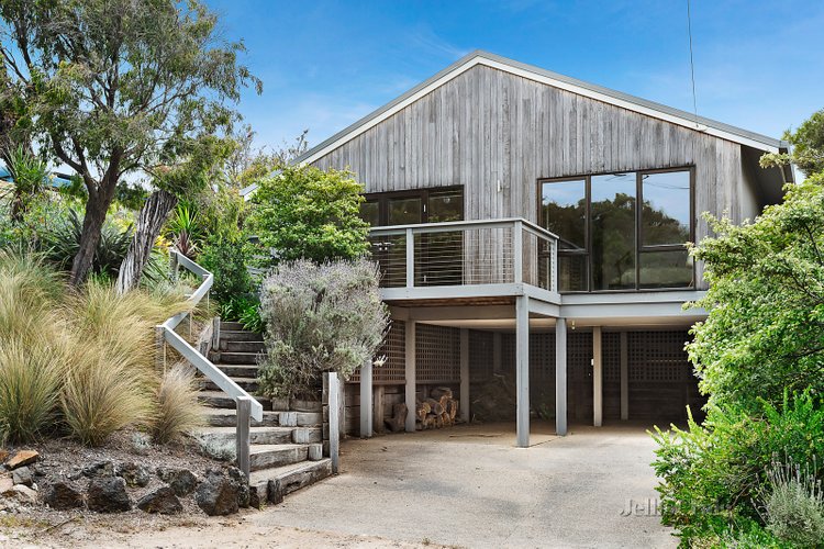 9 Central Avenue Blairgowrie 3942