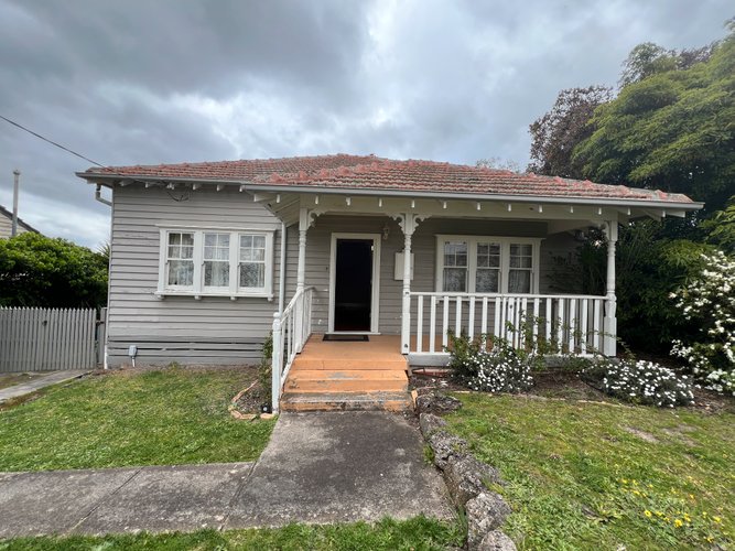 9 Chaucer Street Hamlyn Heights 3215