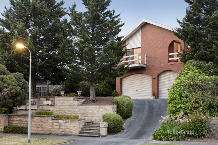 9 Deep Creek Drive Doncaster East 3109