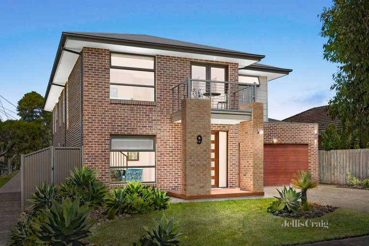 9 Den Dulk Avenue Altona 3018