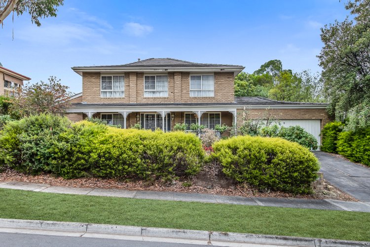 9 Donald Road Wheelers Hill 3150