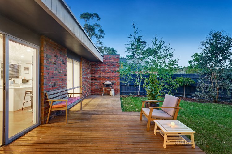 9 Doon Court Briar Hill 3088