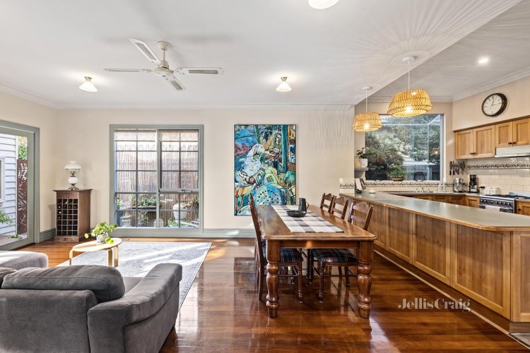 9 Ellison Street Ringwood 3134