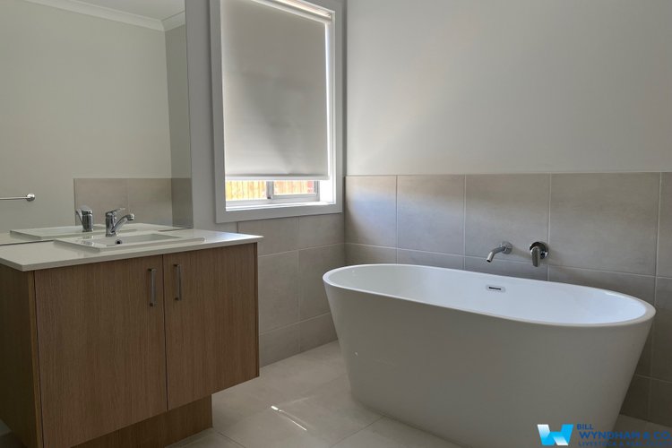 9 Eucalyptus Way, Lucknow