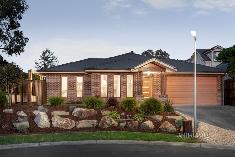 9 Glen View Close Diamond Creek 3089