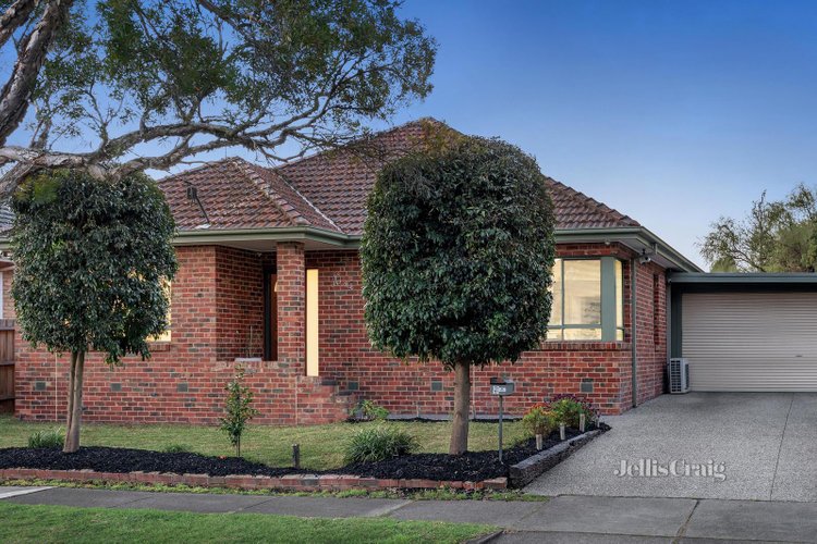 9 Grace Court Mitcham 3132