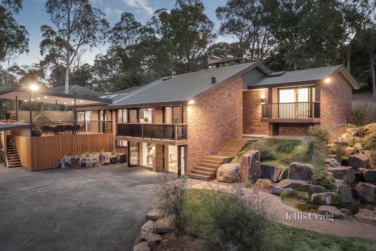 9 Hamilton Road North Warrandyte 3113