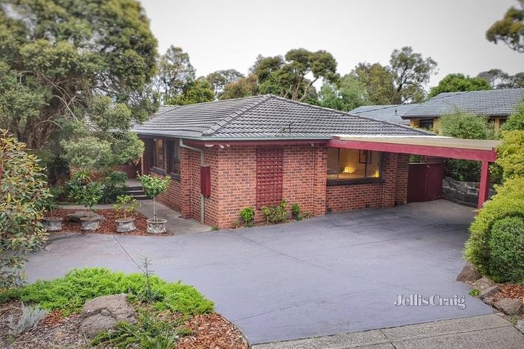 9 Highland Avenue Mitcham 3132