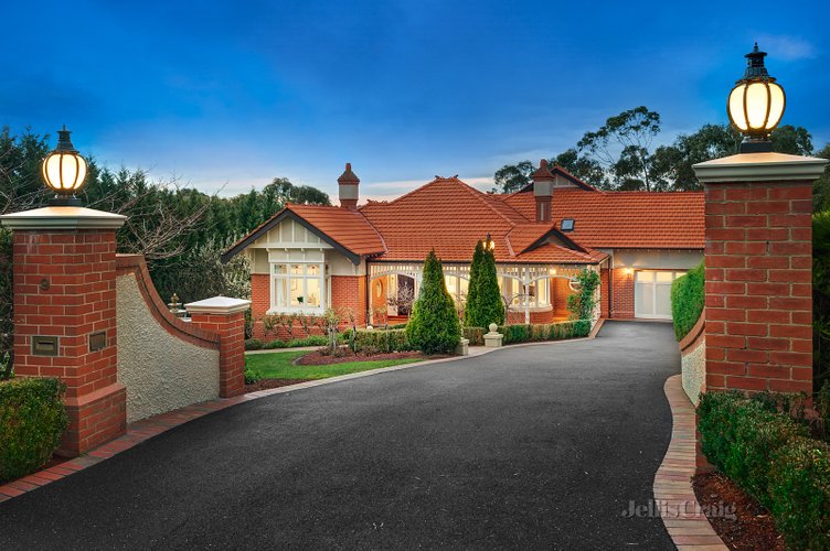9 Homan Court Warrandyte South 3134