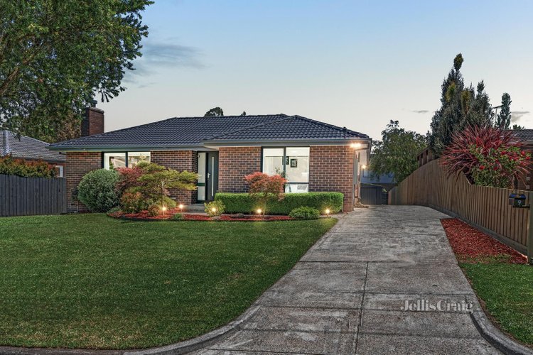 9 Huntingdale Drive Chirnside Park 3116