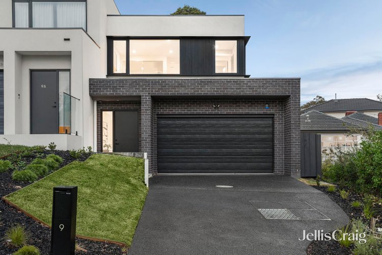 9 Ireland Avenue Doncaster East 3109