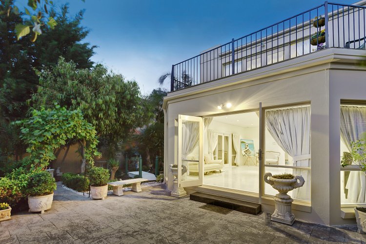 9 Kaleno View Balwyn 3103