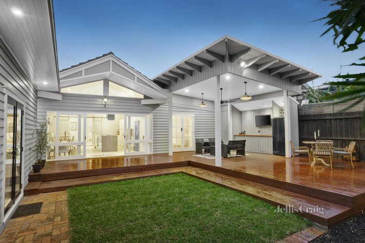 9 Kurrajong Street Bentleigh East 3165