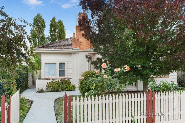 9 Lauriston Street Kyneton 3444