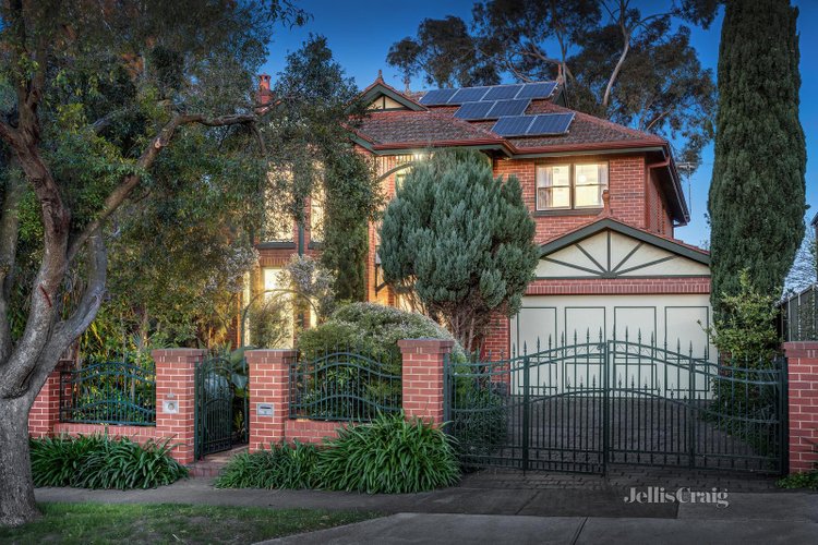 9 Lloyd Street Balwyn North 3104