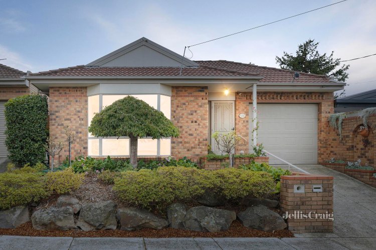9 Lumleah Court Greensborough 3088