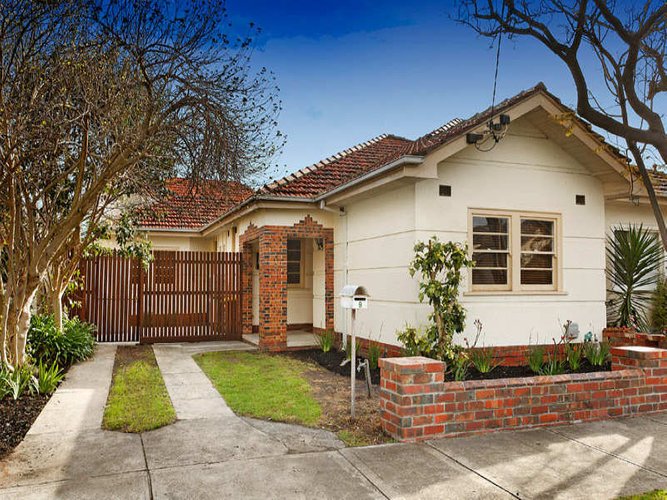 9 McCrae Street Elwood 3184