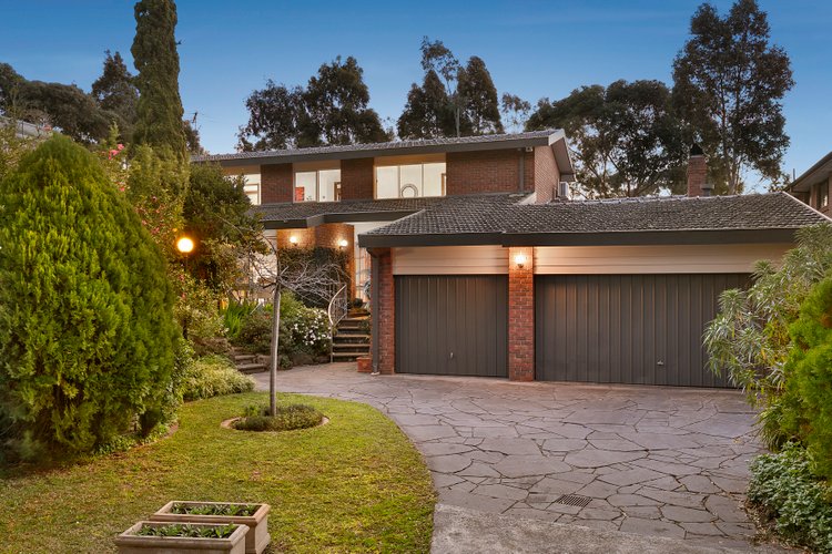 9 McLeod Place Mount Waverley 3149