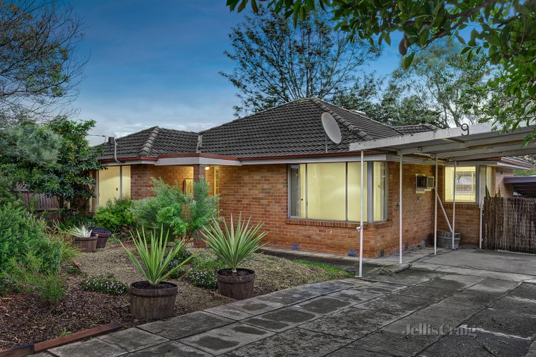 9 Melissa Street Mount Waverley 3149