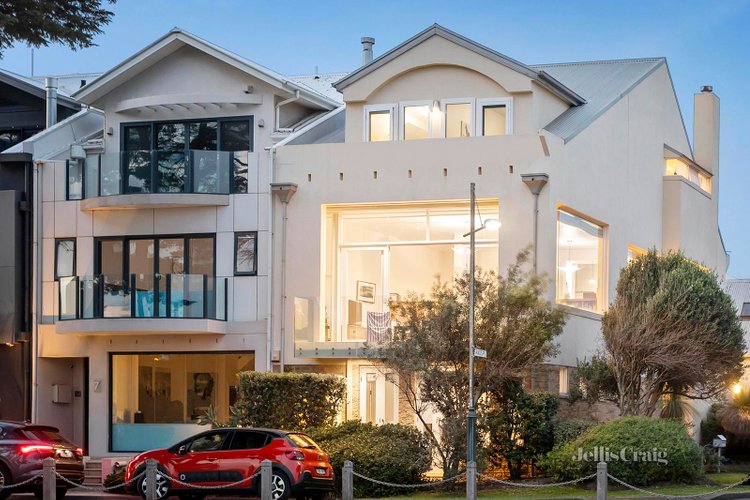 9 Mill Lane Williamstown 3016