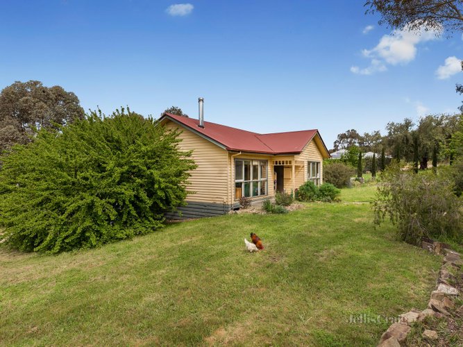 9 Mitchell Street Chewton 3451