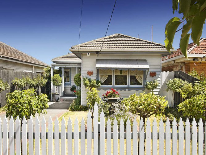 9 Napoleon Street West Footscray 3012