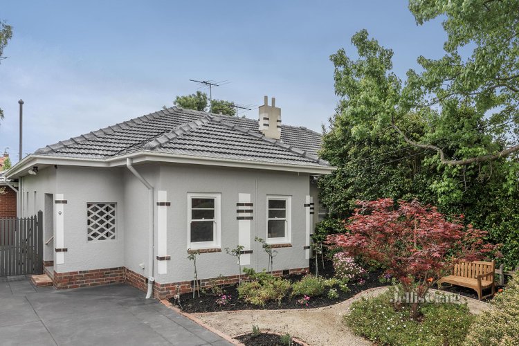 9 Omama Road Murrumbeena 3163