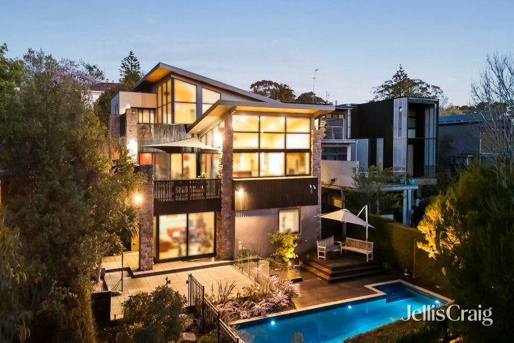 9 Osborne Court Hawthorn 3122