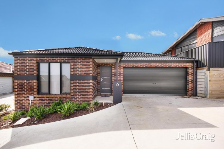 9 Peppermint Place  Mount Pleasant 3350