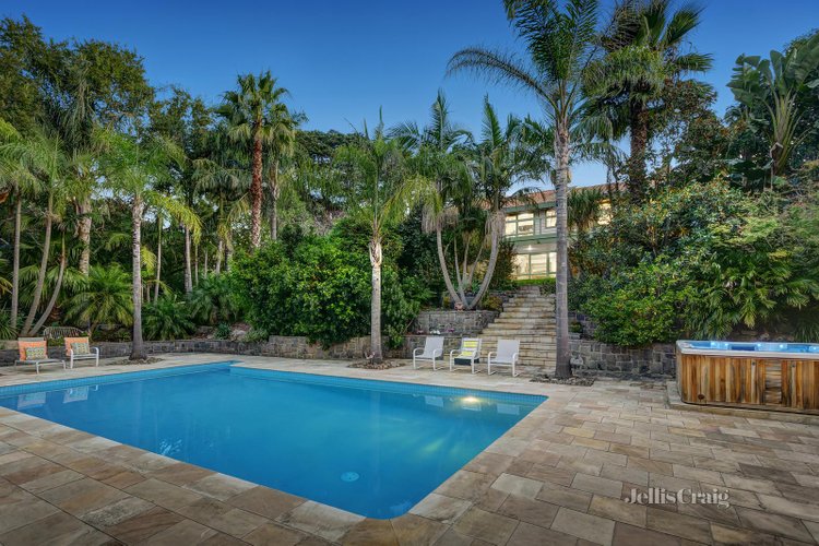 9 Pinewood Drive Templestowe 3106