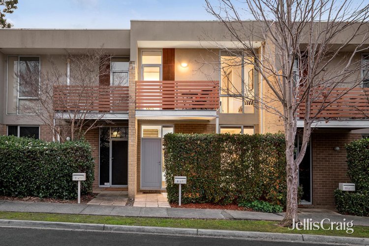 9 Pottage Circuit Macleod 3085