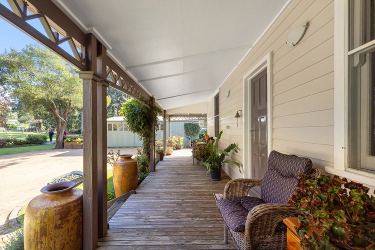 9 Punt Road, Johnsonville
