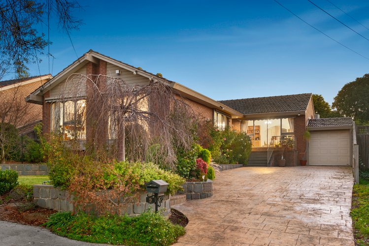9 Roswell Street Glen Waverley 3150