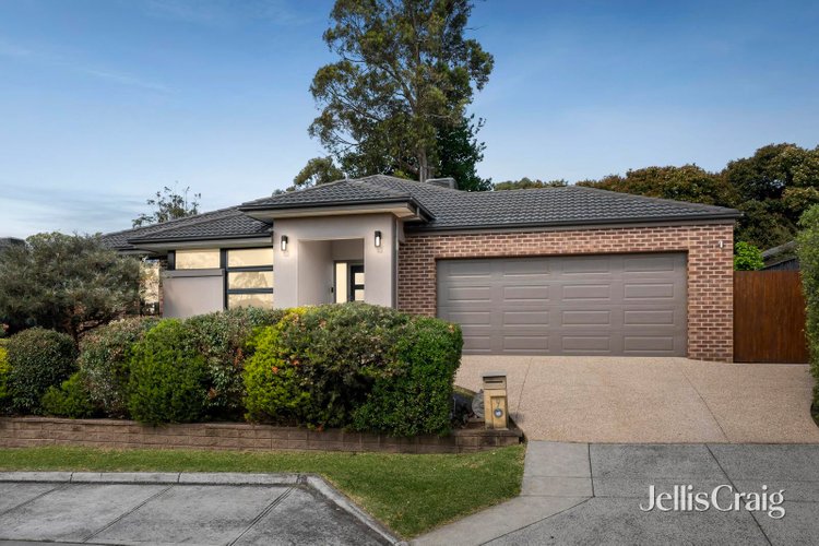 9 Sherwood Road Chirnside Park 3116