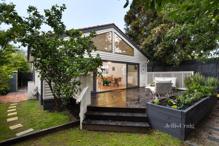 9 Sparks Avenue Fairfield 3078
