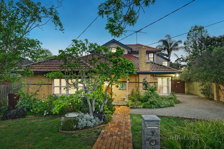 9 Valdemar Court Brighton East 3187