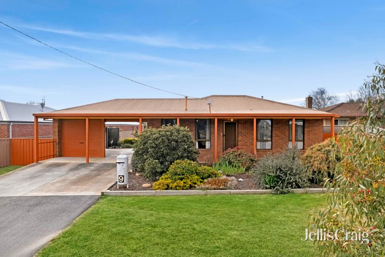 9 Yeats Street Castlemaine 3450