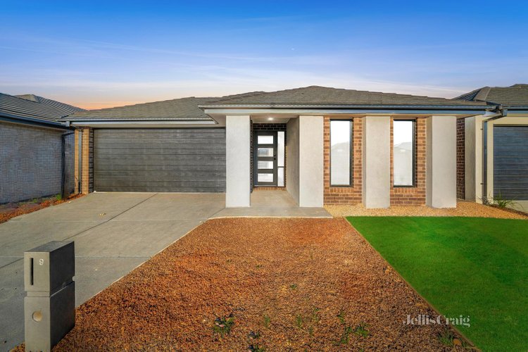 9 Zeal Road Winter Valley 3358
