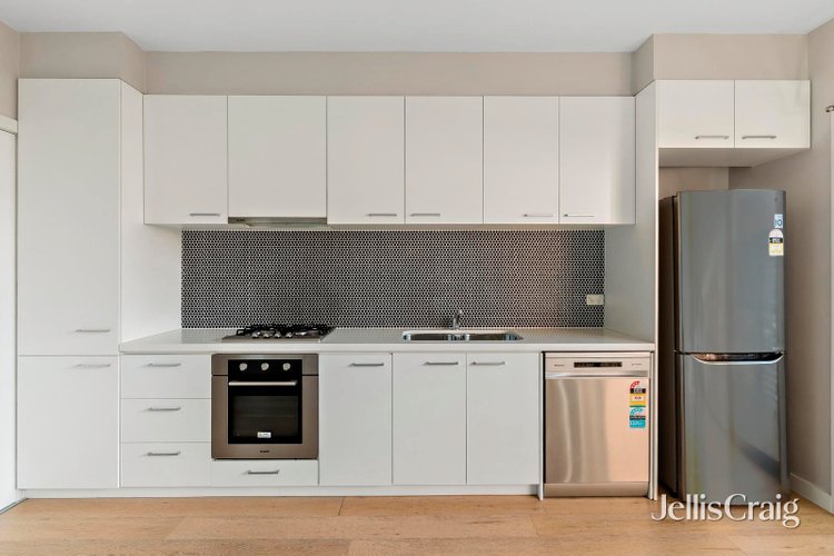 9 12 Leonard Crescent Ascot Vale 3032