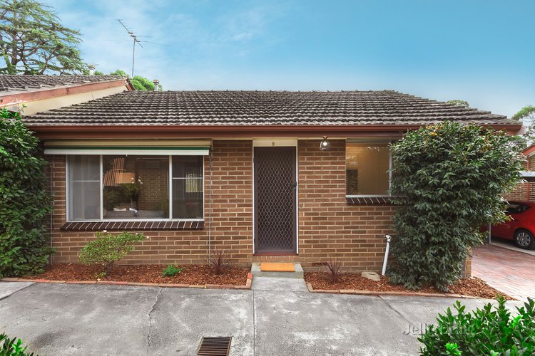 9/13 John Street Blackburn 3130