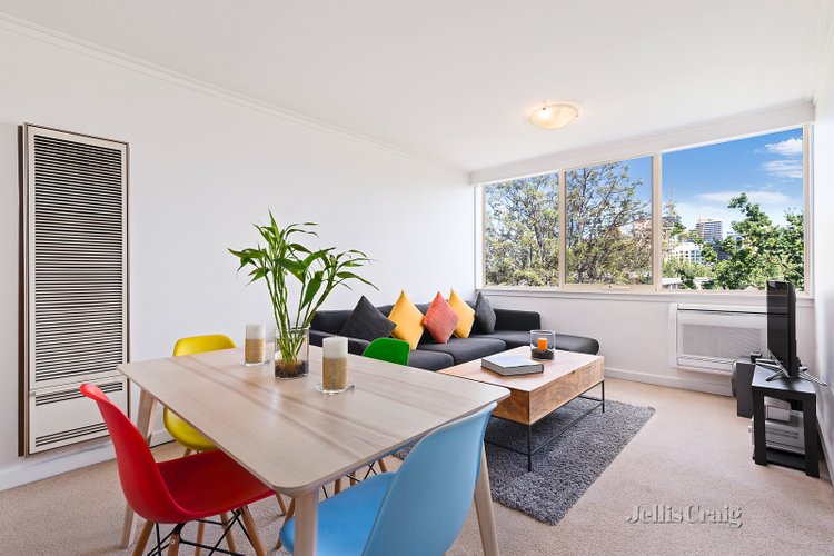 9/16 Kensington Road South Yarra 3141