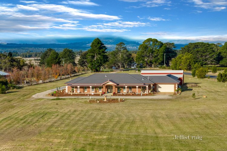 917 Sebastopol Smythesdale Road Ross Creek 3351