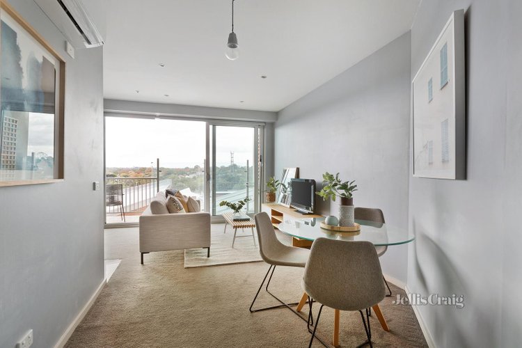 9 1737 Malvern Road Glen Iris 3146