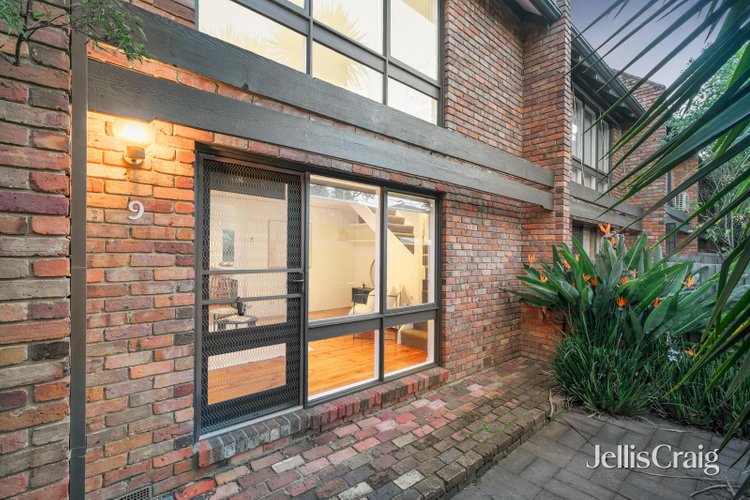 9 191 Cape Street Heidelberg 3084