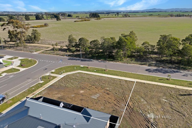 92 Messenger Parade Lucas 3350