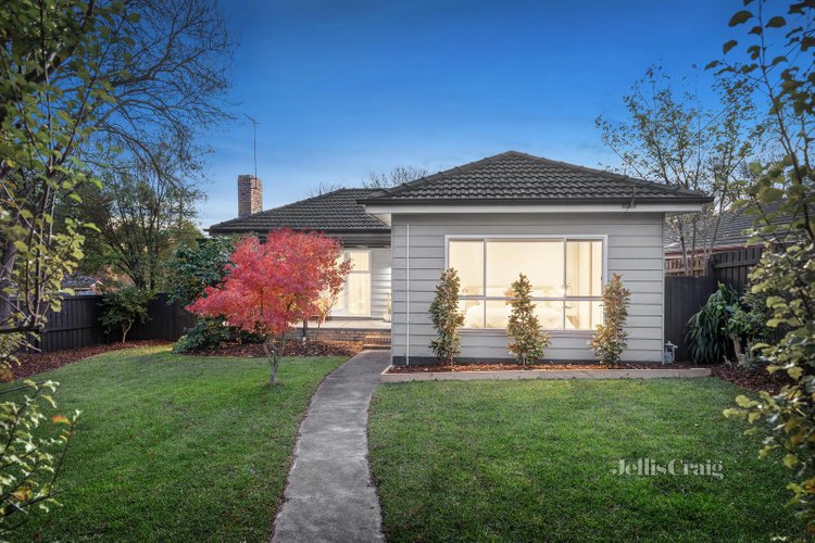 92 Orchard Grove Blackburn South 3130