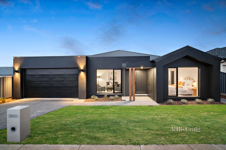 92 Willoby Drive Alfredton 3350