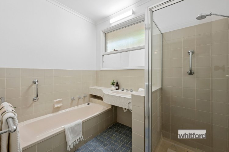 9/270A Pakington Street, Newtown